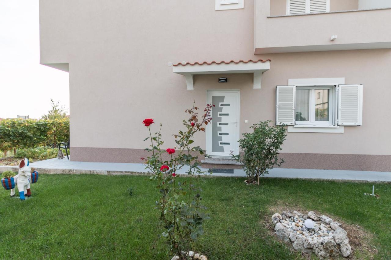 Apartments Lusani Split Kültér fotó