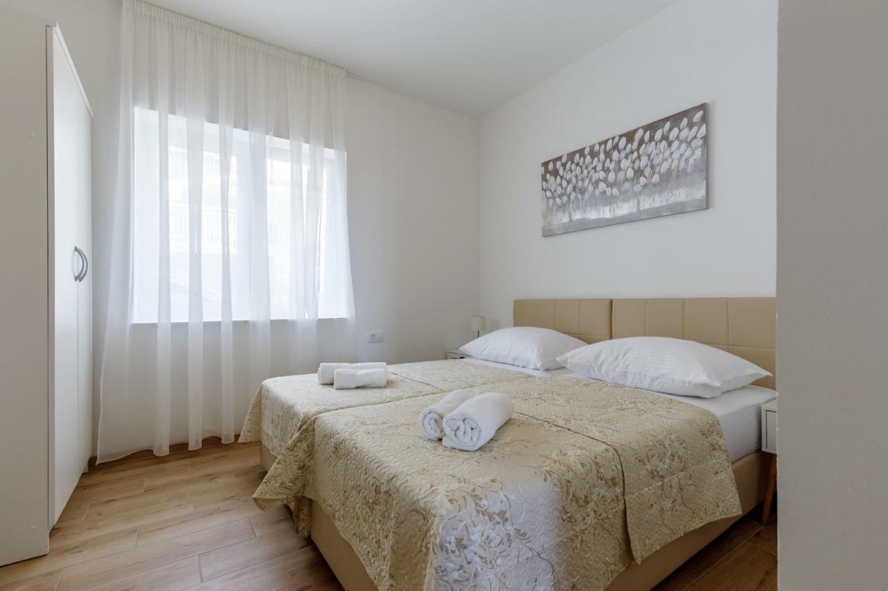 Apartments Lusani Split Kültér fotó