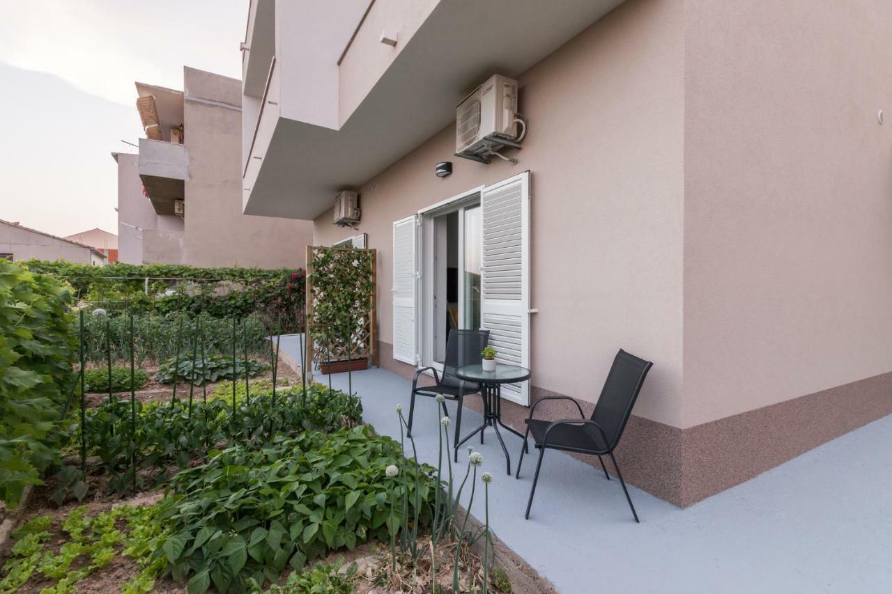 Apartments Lusani Split Kültér fotó