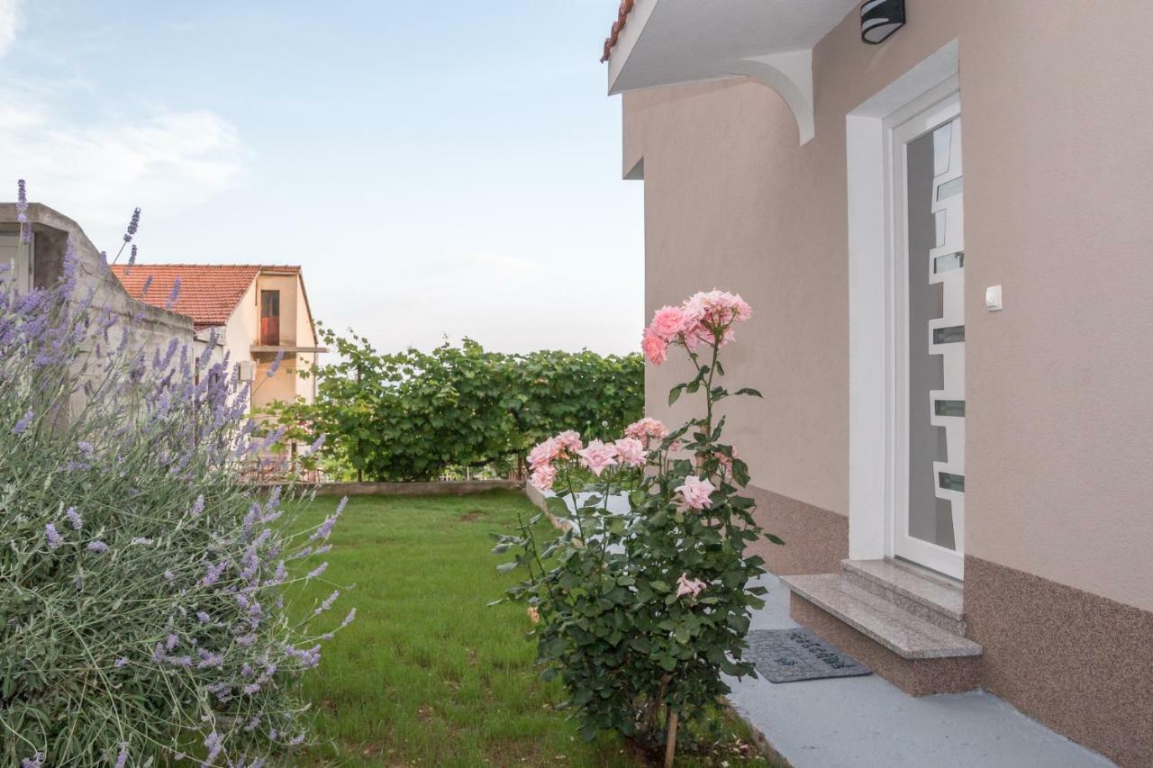Apartments Lusani Split Kültér fotó